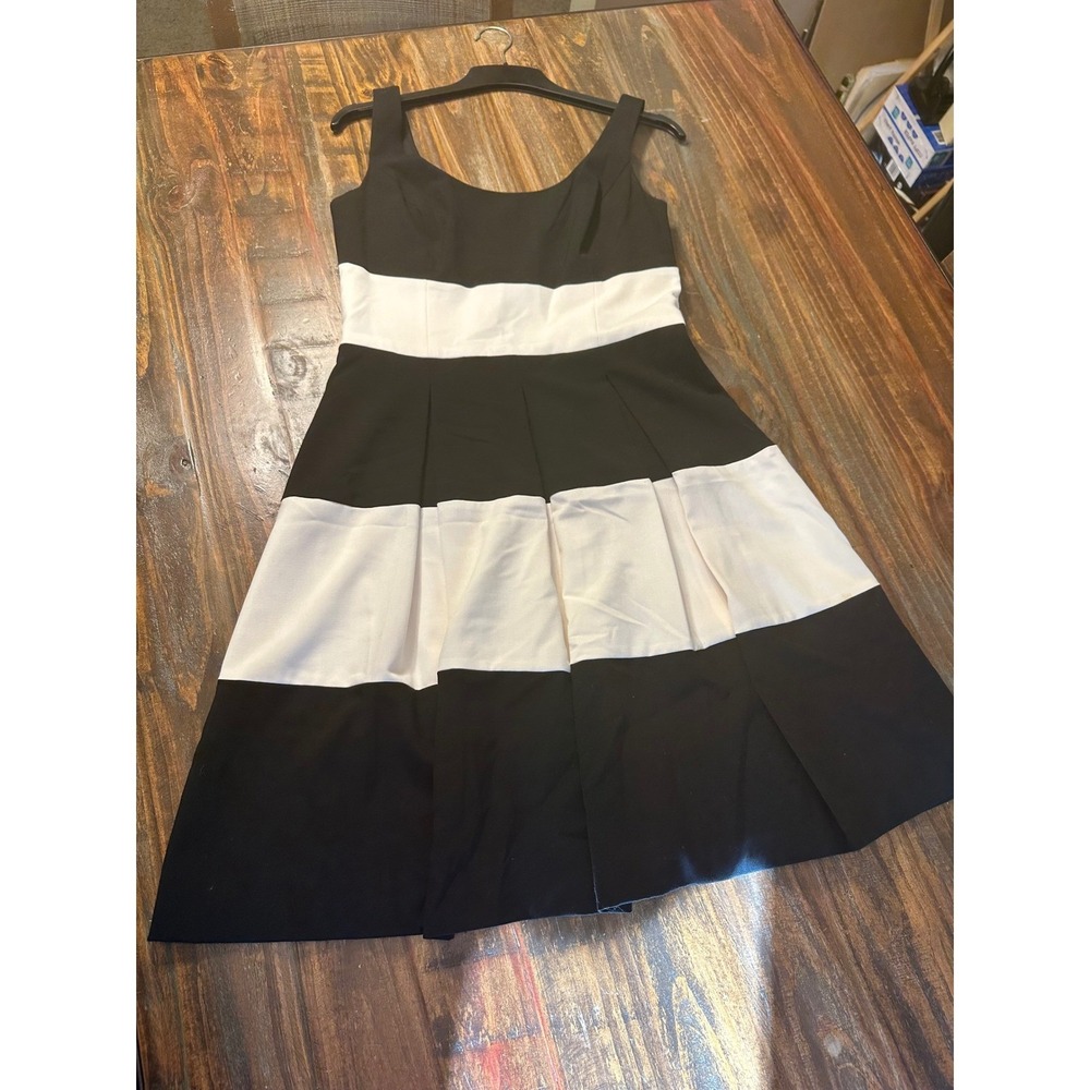 Lauren Ralph Lauren Women's‎ Black & White Sleeveless Dress Size 6 Career Office
